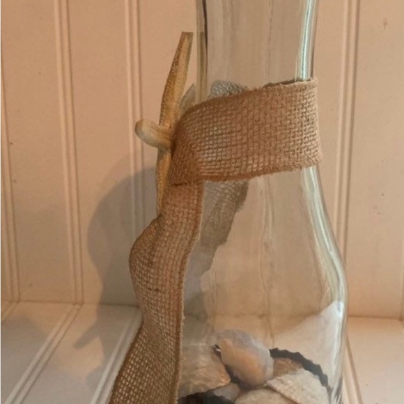 Coastal Carafe decor - Picture 9 of 10